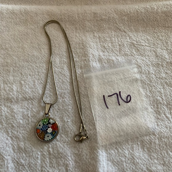 Murano Glass Pendant on Chain - Picture 2 of 3